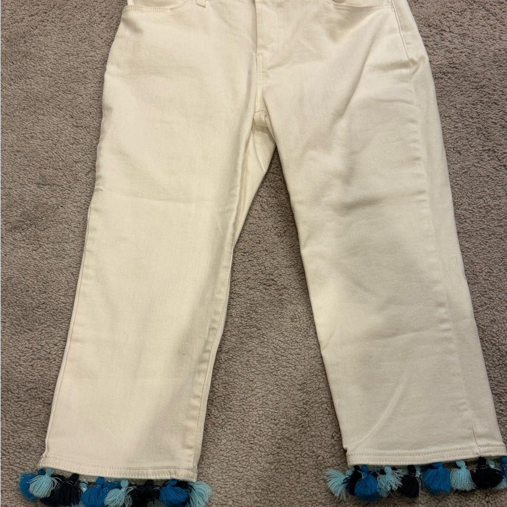 Chico's Cream Cropped Capri Jeans‎ with Tassel Accents